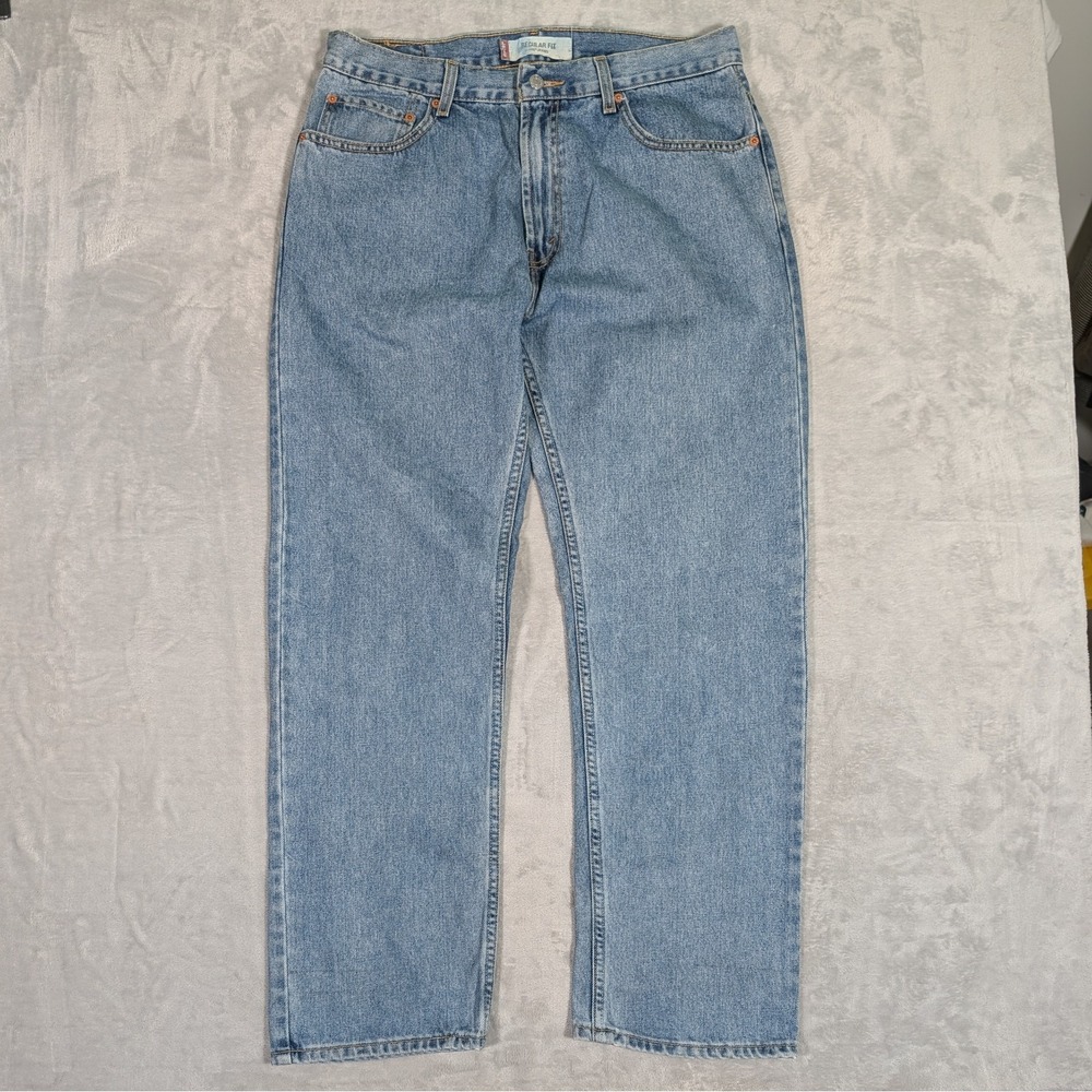 Vintage Levi's 505 Jeans Mens 36x31 Blue Denim Regular Fit Straight leg 2004 Y2K